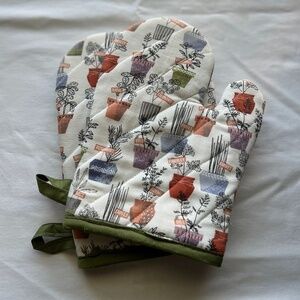 Handmade Oven Mitts herbs print